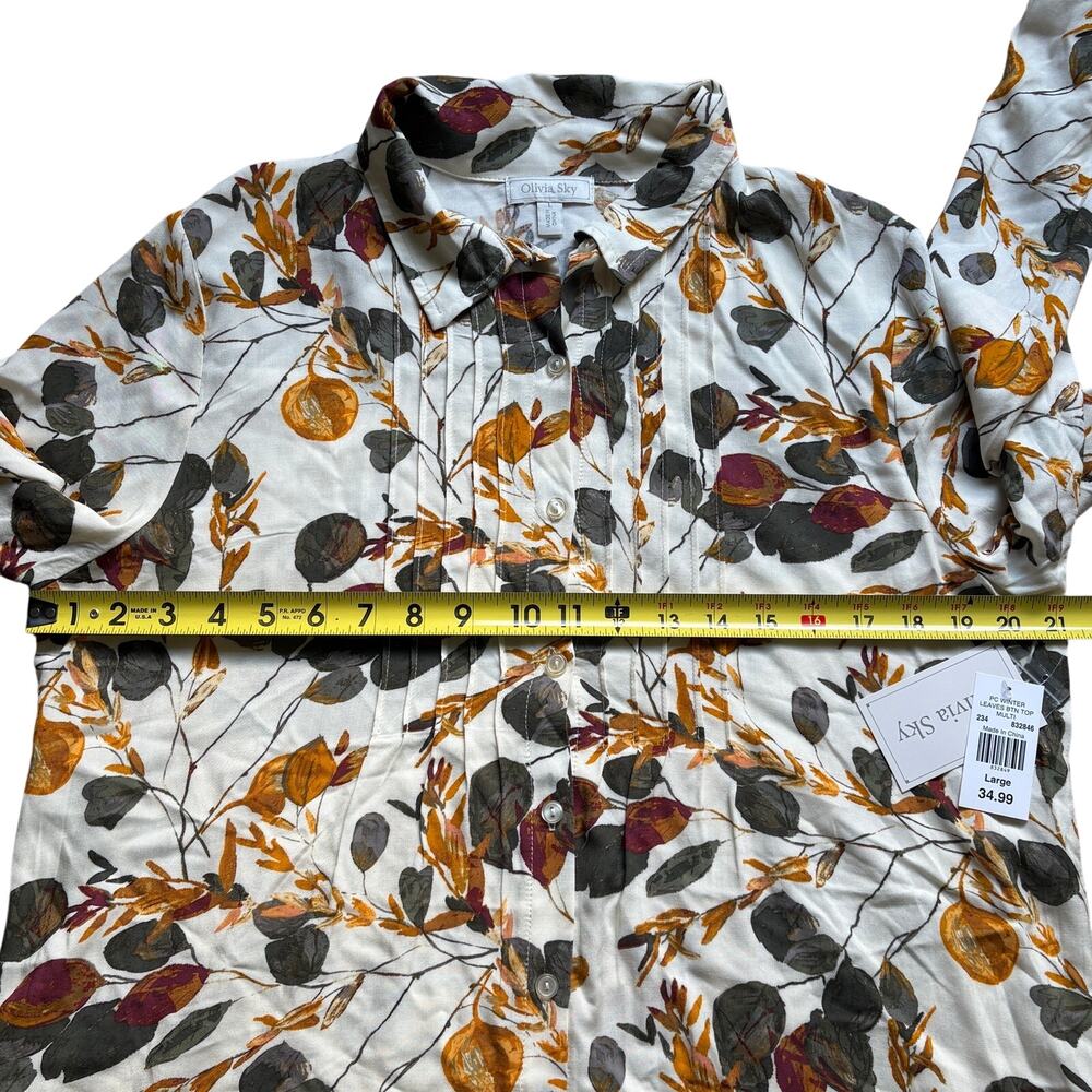 NWT Olivia Sky Winter Leaves Button Down Blouse Top Pintuck Size Large Rayon - Picture 7 of 9